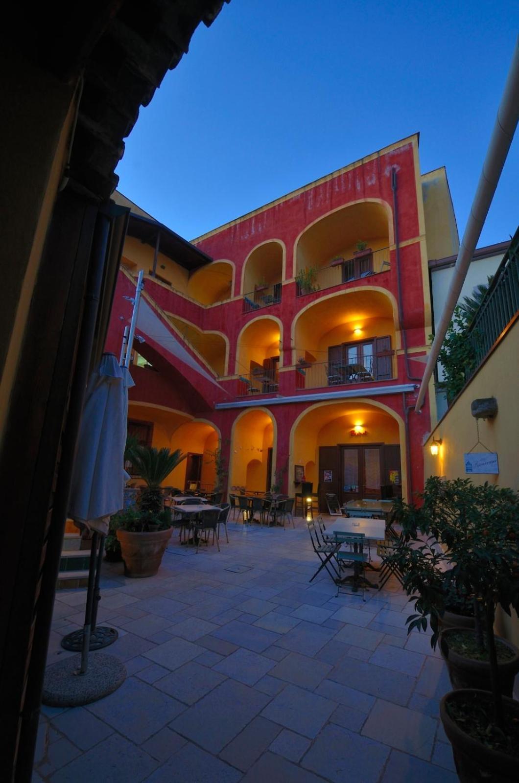 Manouche Affittacamere Osteria Caserta Dış mekan fotoğraf