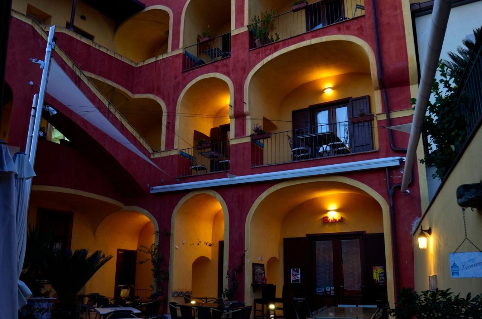 Manouche Affittacamere Osteria Caserta Dış mekan fotoğraf